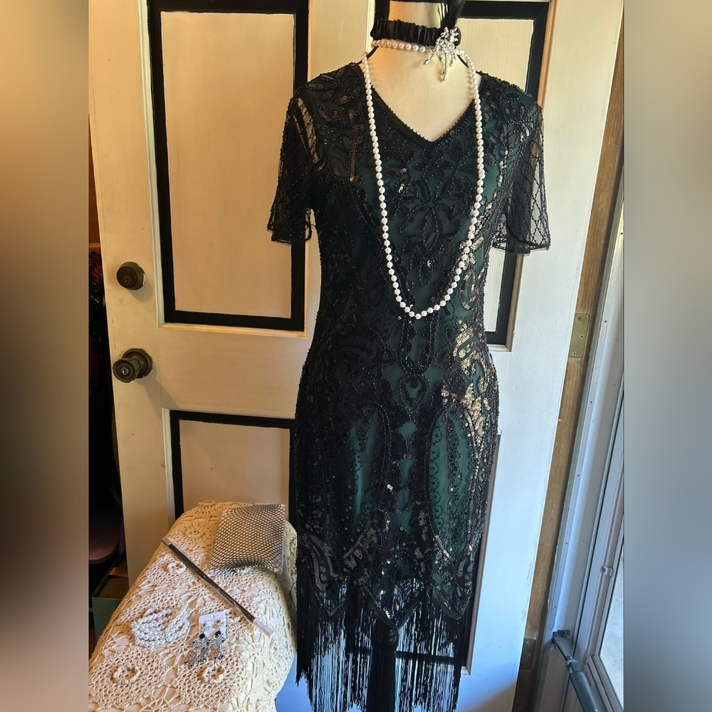 Vintage Black And Emerald Green Flapper Dress
